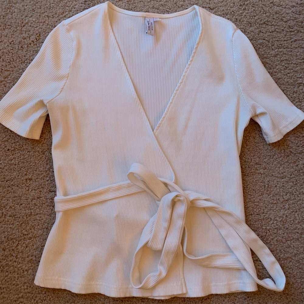 💕HP🌺 & Other Stories cream wrap around top